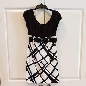 Super Cute B Wear Dress Juniors Size 9